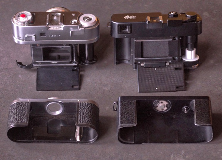 Wer hat da bei wem abgeschaut? Braun Super Paxette II (links) und Leica CL mit abgenommener Rückwand